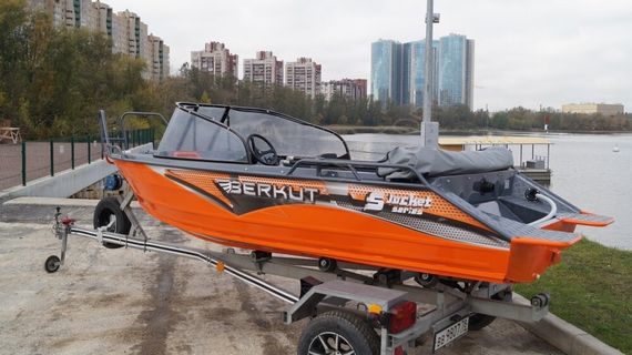 Катер Berkut S-Jacket