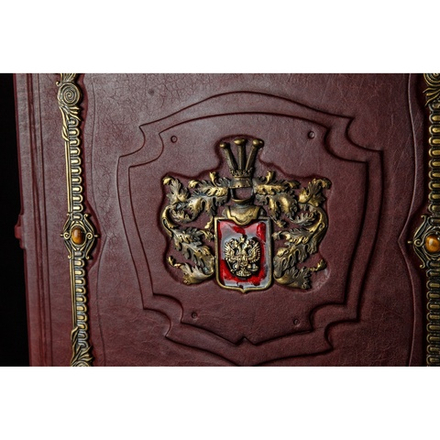 Большая семейная родословная книга "Дворянский герб", натуральная кожа (красная)