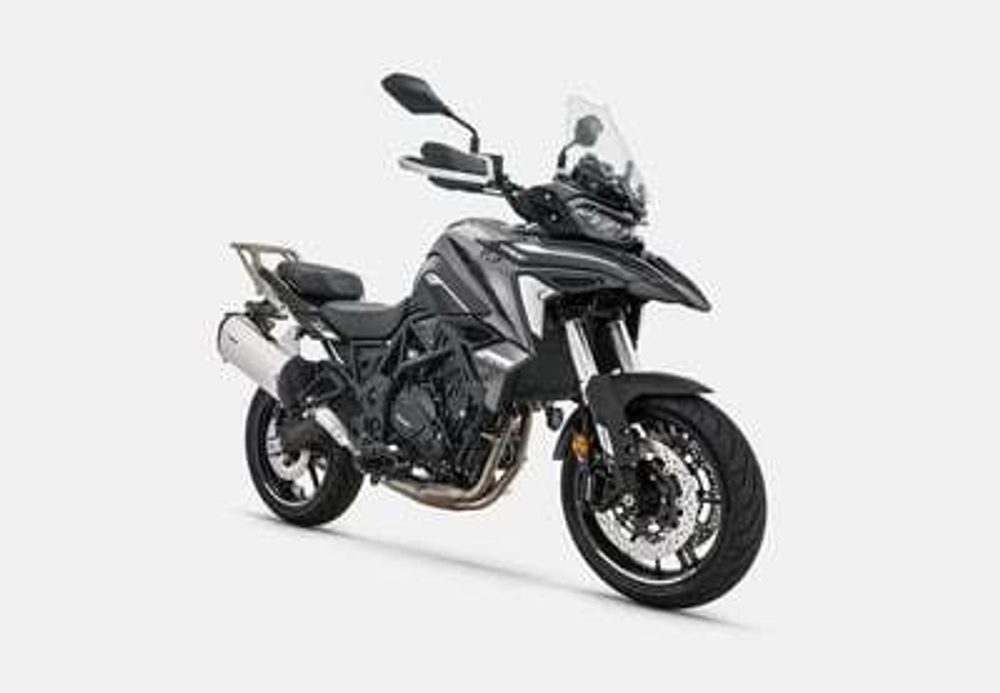 Мотоцикл Benelli TRK 702