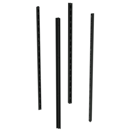 Вертикальные стойки корпуса