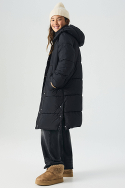 H&M Длинная утеплённая куртка из стеганой ткани, черный