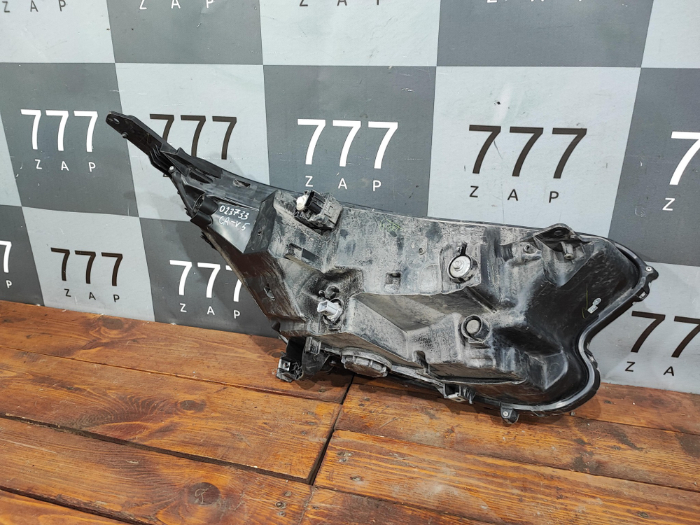 Фара левая LED Honda CR-V 5 (RW) Оригинал целая 33150TLAG11