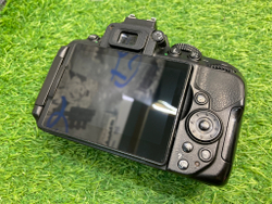 Nikon D5300 kit 18-55mm 3.5-5.6GII VR 63000 кадров
