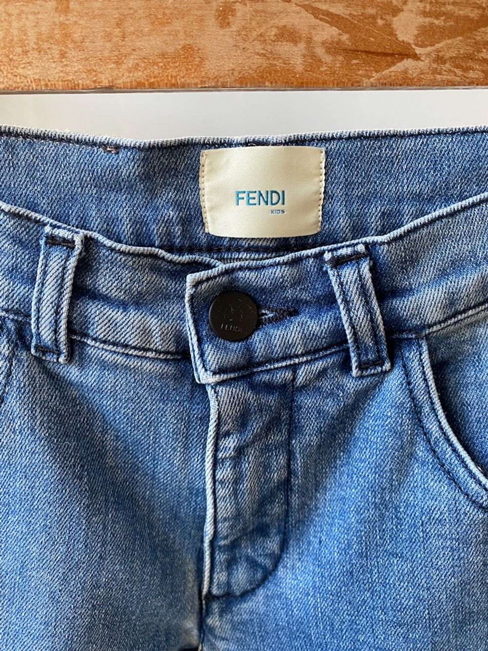 Джинсы Fendi, 140