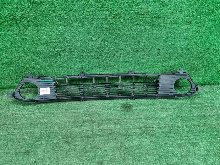 Решетка переднего бампера Kia Cerato 4 (2018-2022)