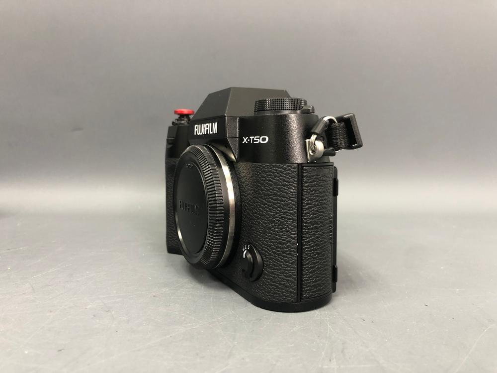 Fujifilm X-T50 Body (420 кадров)