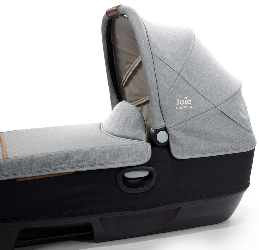 Автокресло Joie Calmi с Базой Joie I-Base Encore Carbon