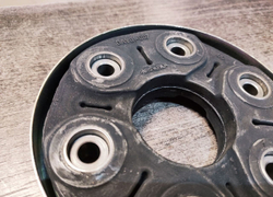 Муфта кардана передняя VAG