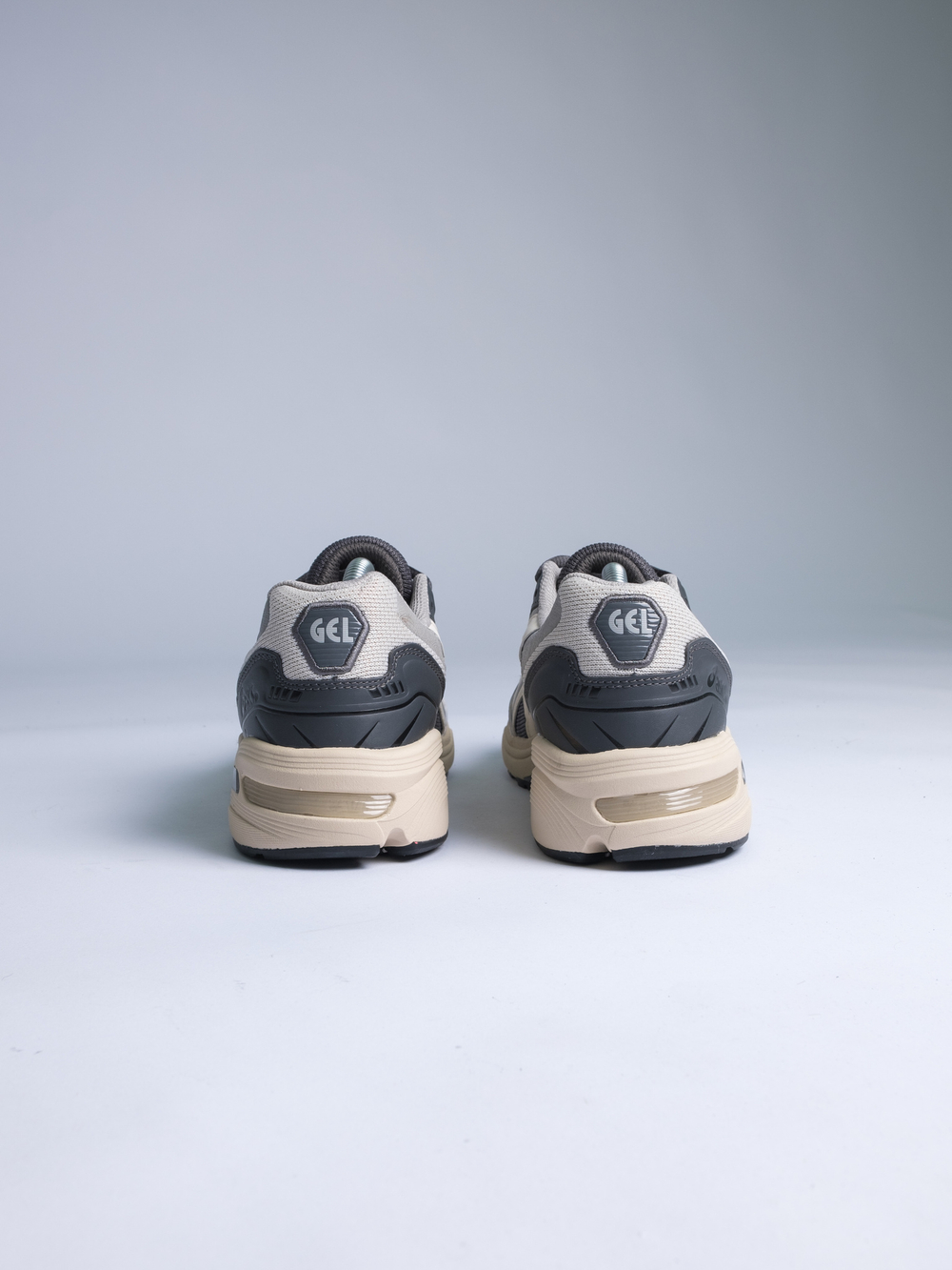 Кроссовки Asics Gel-1090 (сер.)