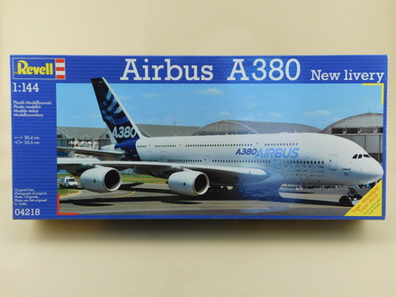 Сборная модель Airbus А-380 (М1:144)