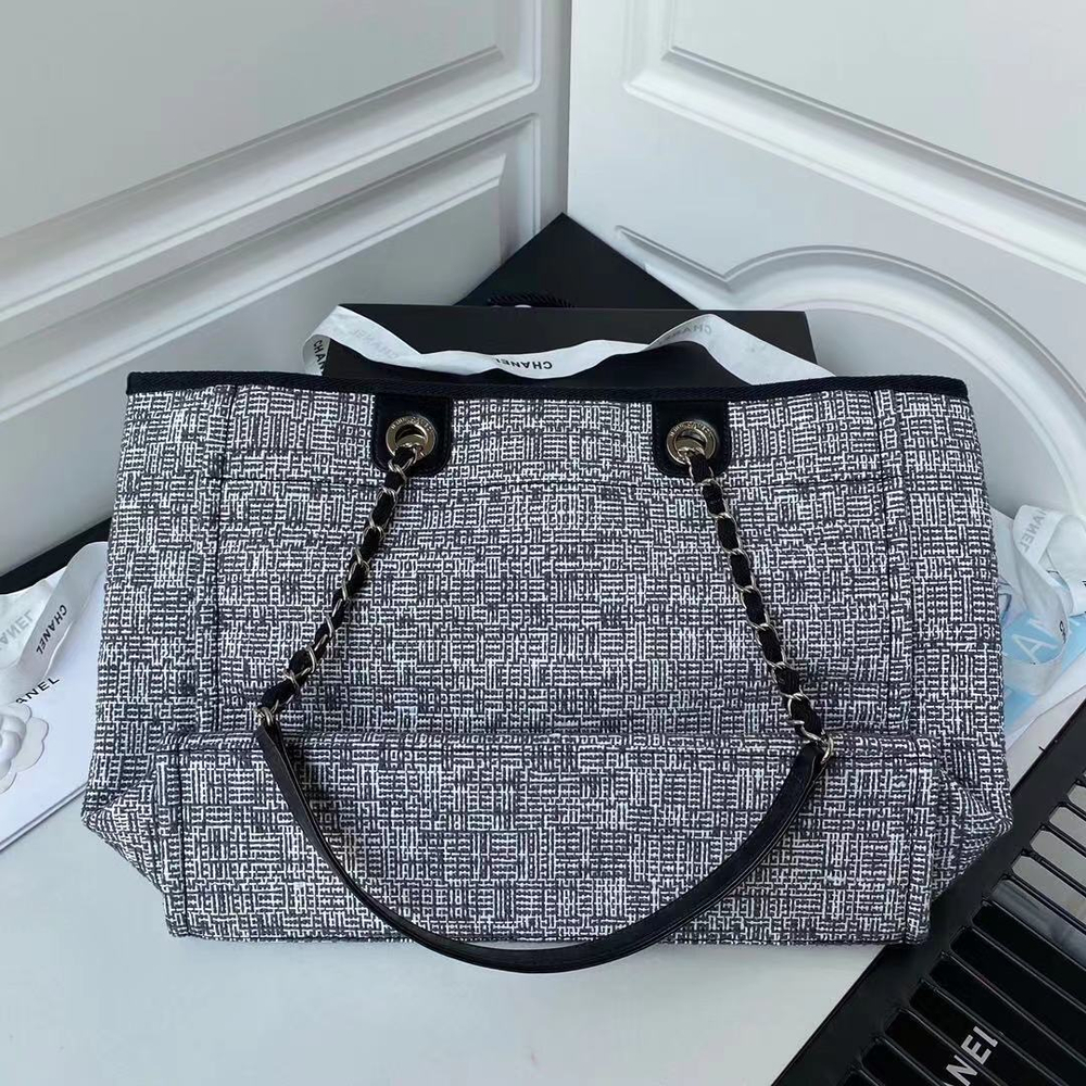 Chane1 Shopping Tote 33 cm