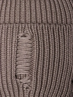 Шапка женская на осень рваная