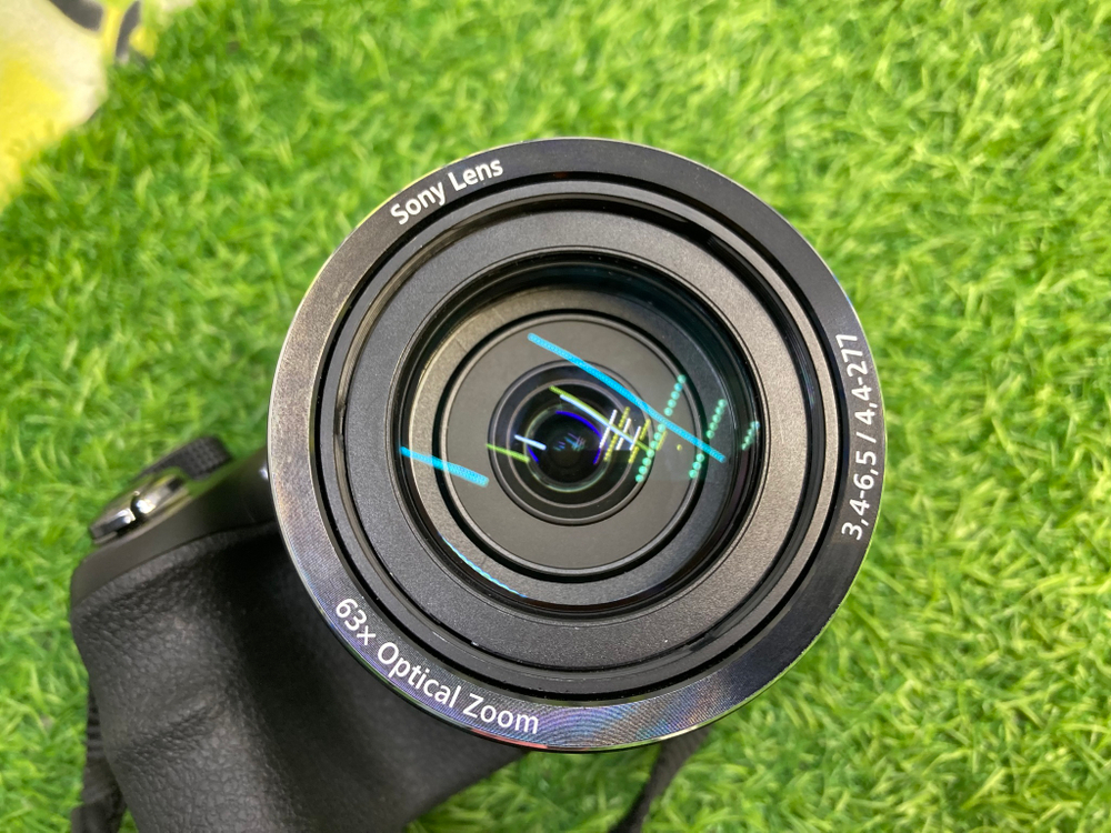 Sony Cyber-shot DSC-H400