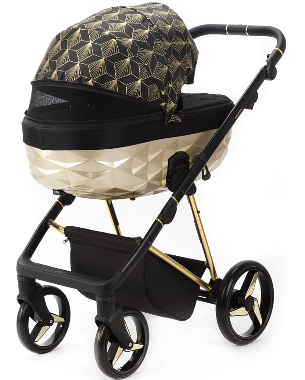 Детская коляска Adamex Quantum Star 2 в 1 Q-STAR58 (ЧЕРНЫЙ+ЗОЛОТОЙ ОРНАМЕНТ+ЗОЛОТО ДНО+ЗОЛОТО РАМА)