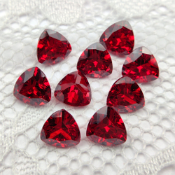 Фианит триллиант, Garnet