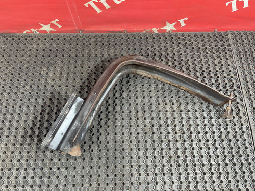 Кронштейн топливного бака