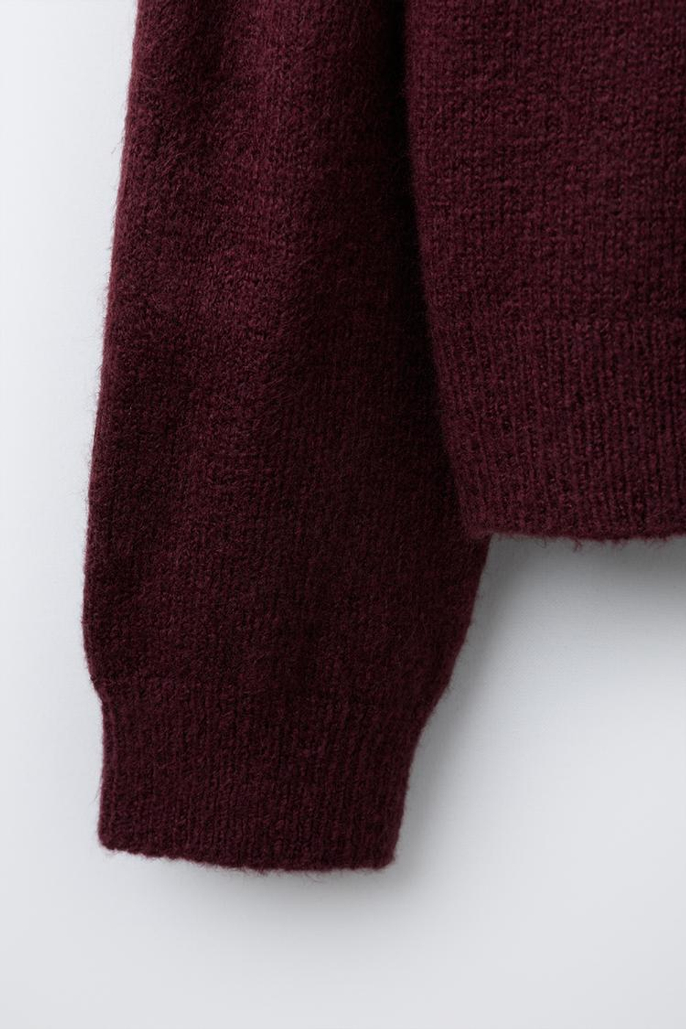 ZARA ВЯЗАНЫЙ СВИТЕР С ВЫШИВКОЙ СОБАКИ, БУРГУНДИ