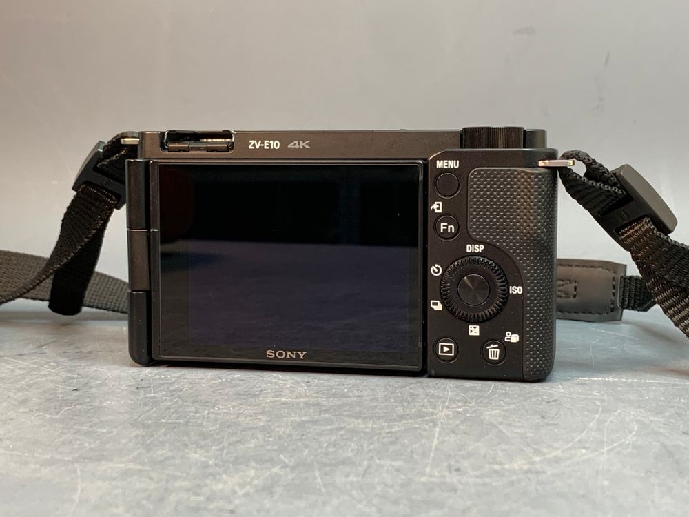 Sony ZV-E10 Kit 16-50mm 560 кадров