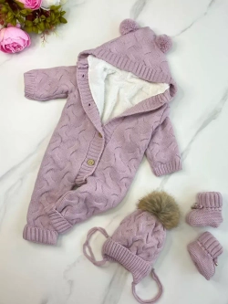 Комплект вязаный новорожденному: комбинезон+шапка+пинетки