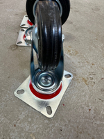 Колесо промышлен поворот 100мм 42