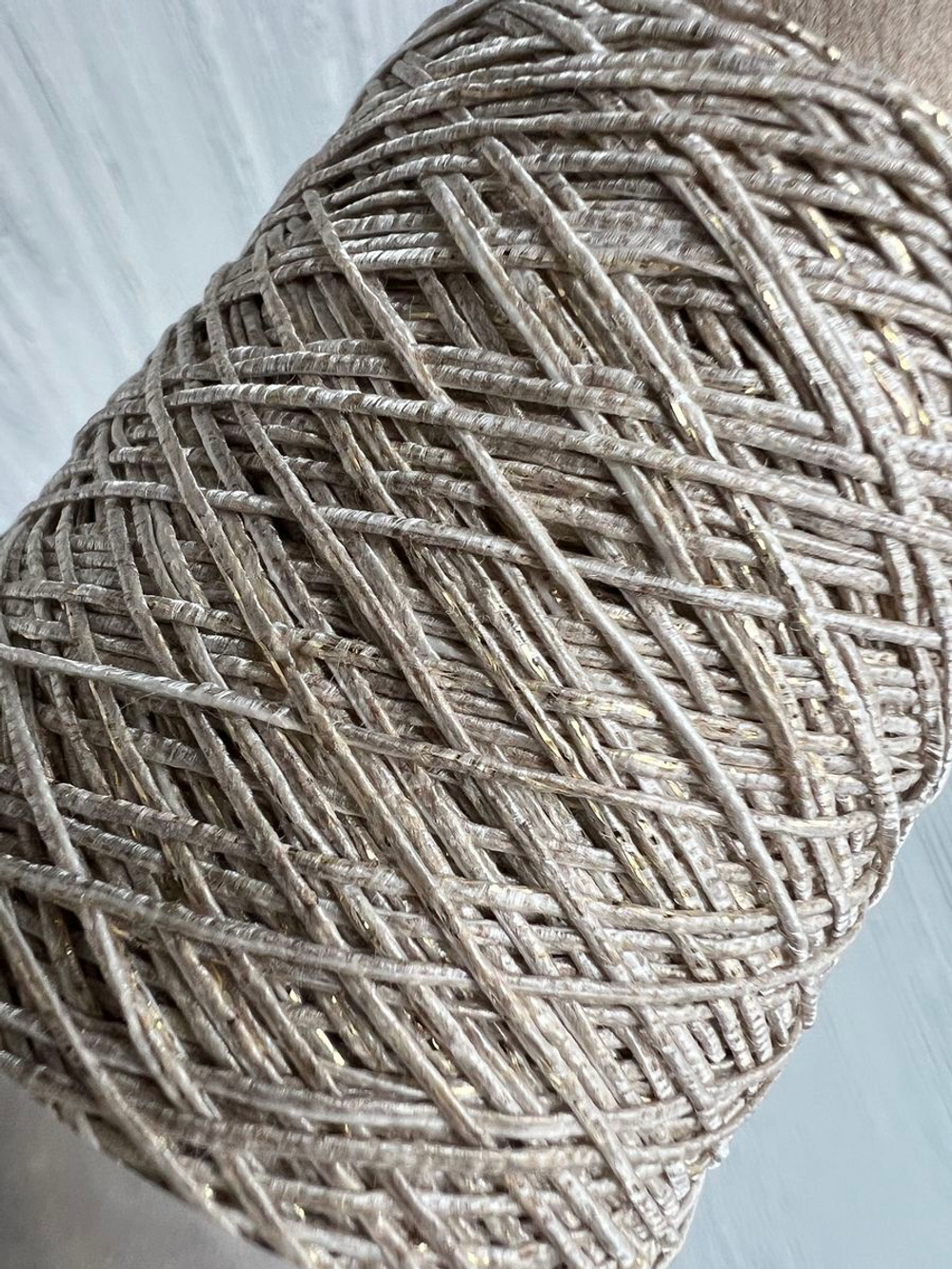 Пряжа для вязания с люрексом