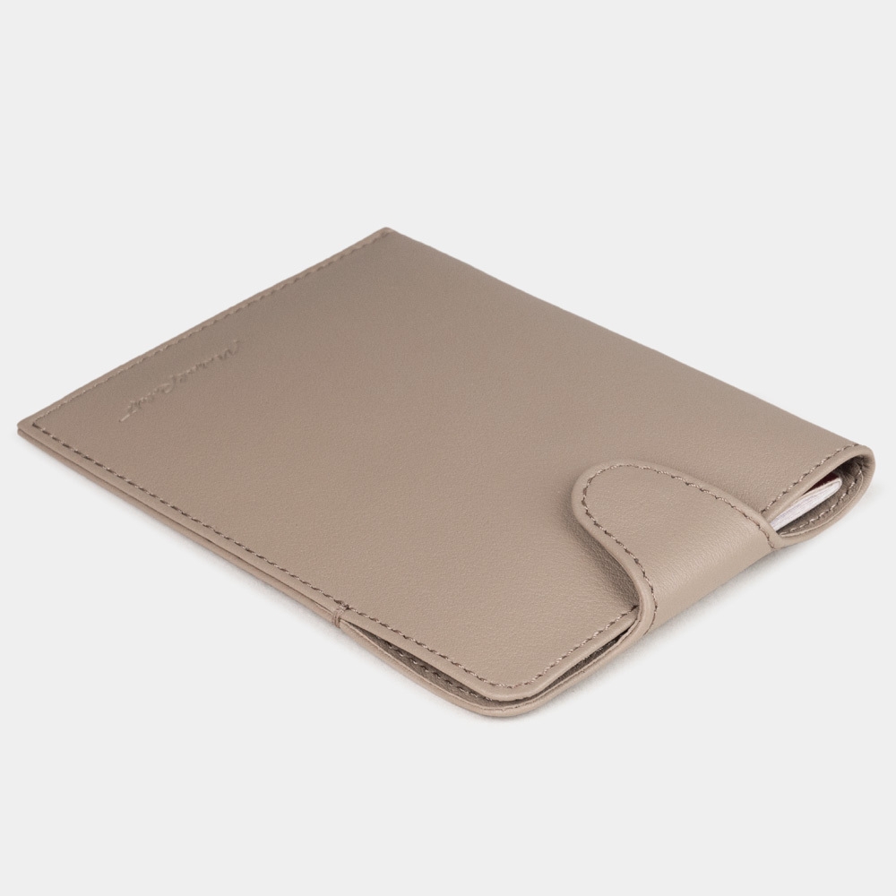 Обложка-кармашек для паспорта London из кожи теленка, бежевого цвета