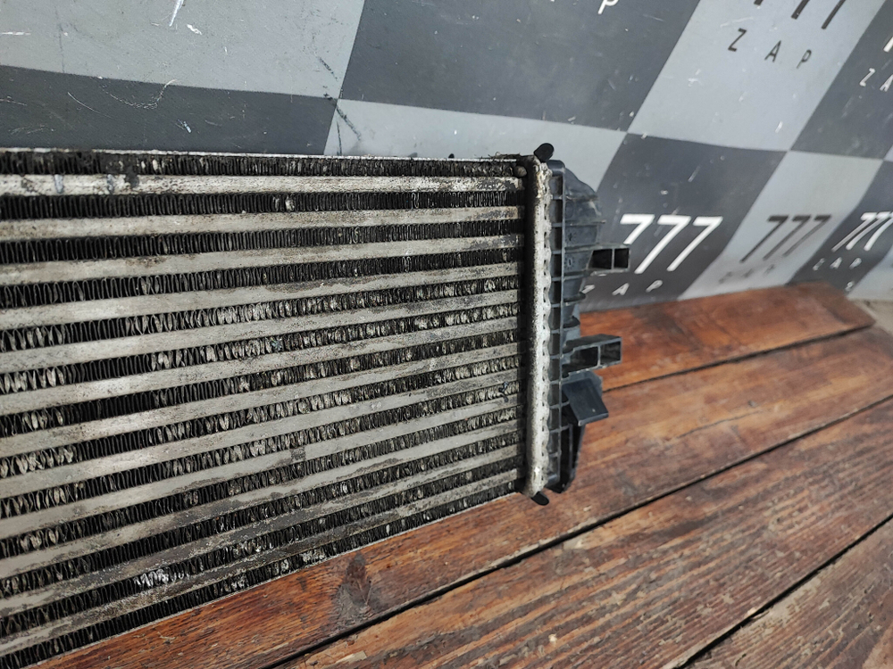 Интеркулер Mercedes V-Class (W447) 14-нв Б/У Оригинал A4475011301