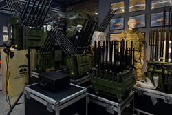 Комплекс РЭБ Скания D10 100-2600 МГц 500W + детектор- дронов ОКО 360