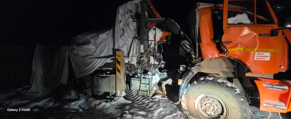 СПМ 7323* на шасси КамАЗ 43502 4x4 Буровая установка 732320 (Дизельный, 11,8 л, 260 л.с., МТ)