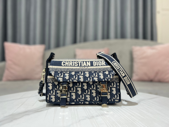 Christian Dior Diorcamp Bag 23 cm