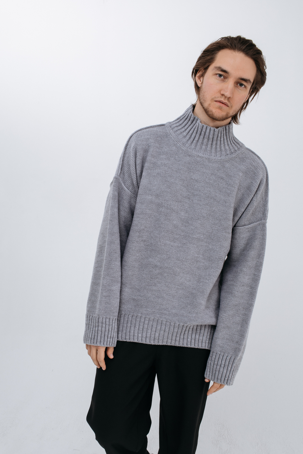 СВИТЕР SWEATER