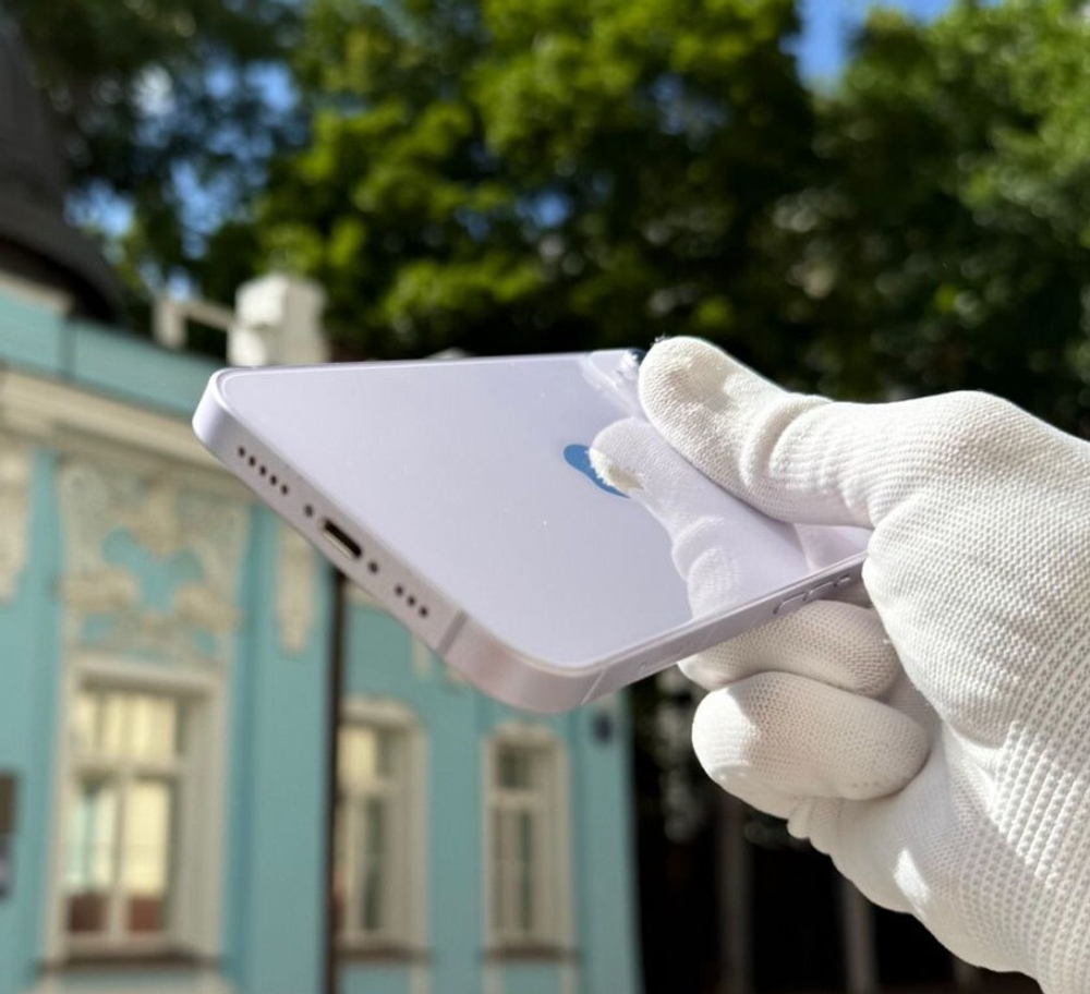 iPhone 14, 256 ГБ б/у
