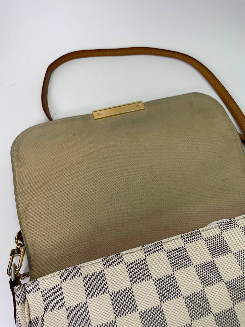 Сумка Louis Vuitton Favorite Handbag Damier