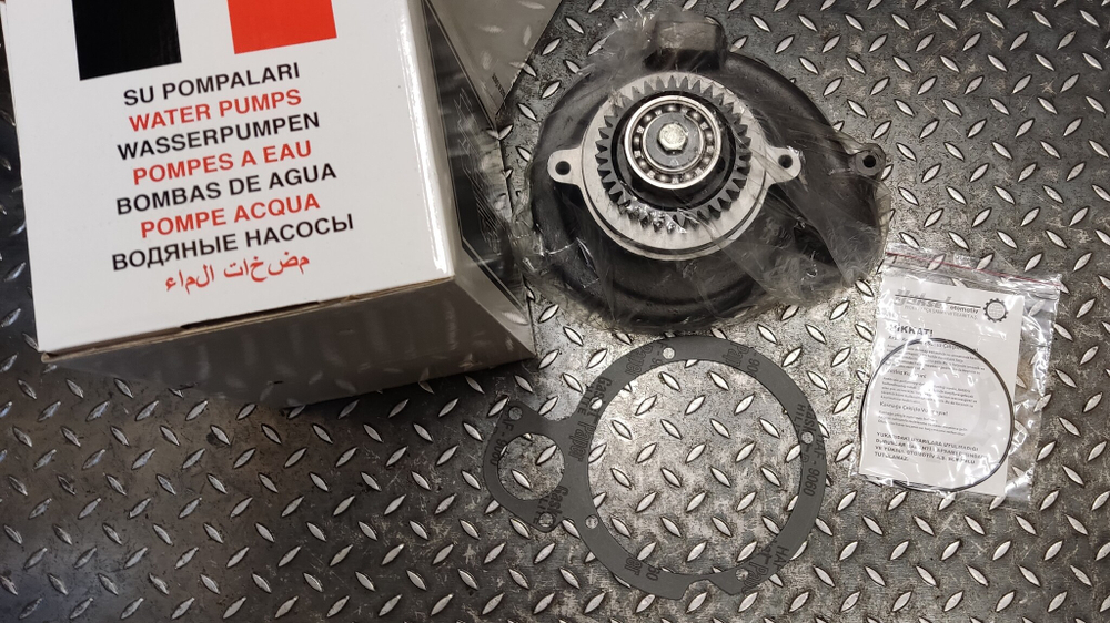 Водяной насос 352-0205 (293-0818)