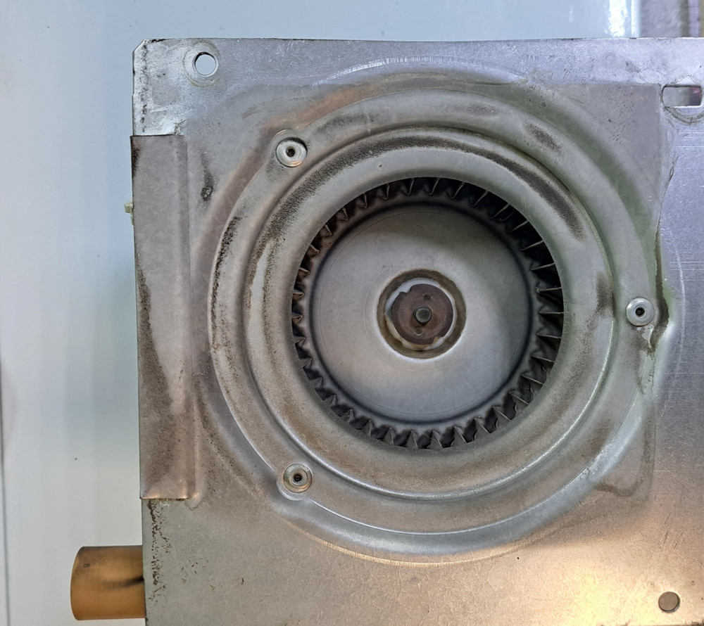 Вентилятор на газовый котел Vaillant Ebmpapst RLA97/0034-3612-020299 (оригинал, б/у)