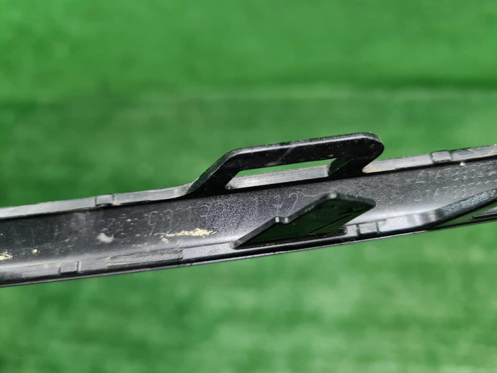 Молдинг перед. бампера Mercedes GLS X167 19-24 AMG