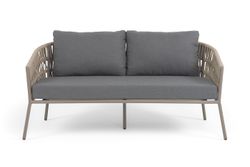 "Комо" диван 2-местный плетеный из роупа, каркас алюминий бежево-серый (RAL7006) муар, роуп серо-коричневый 23мм, ткань темно-серая 027
