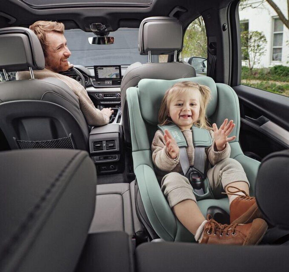 Автокресло Britax Roemer Dualfix 5Z с базой Flex Base 5Z Jade Green