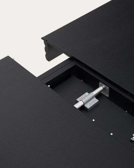 Раздвижной стол Lenon черный из шпона и массива дуба 200(280)x90 Испания 