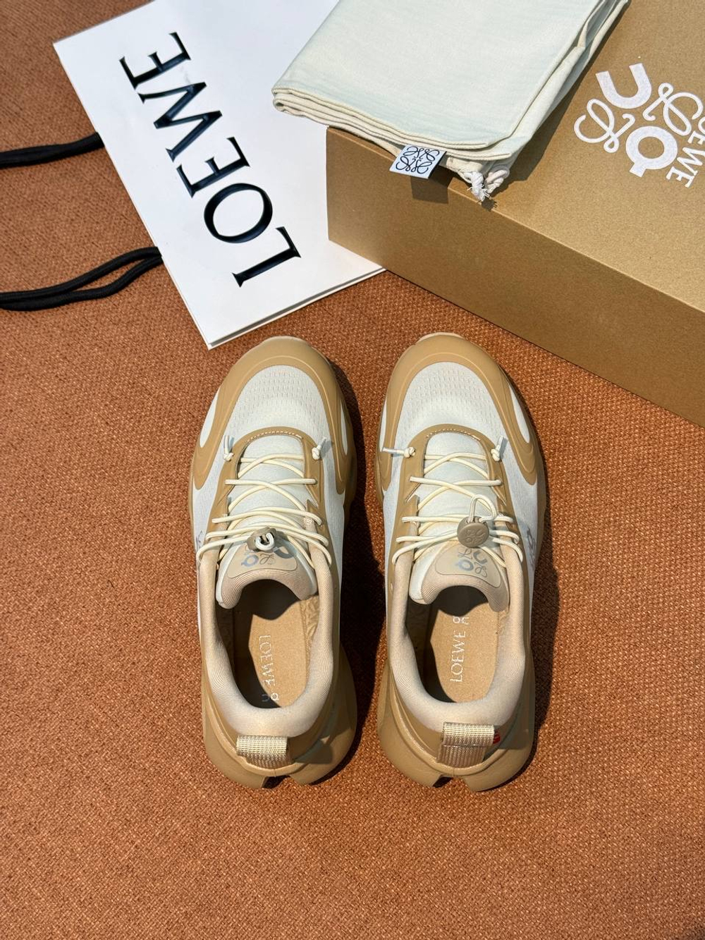 Кроссовки Loewe