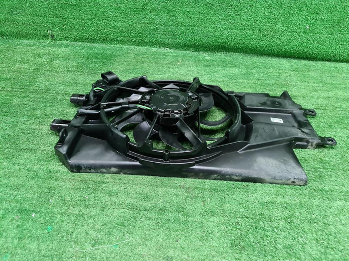 Диффузор с вентилятором Lada Granta (2011-н.в.)