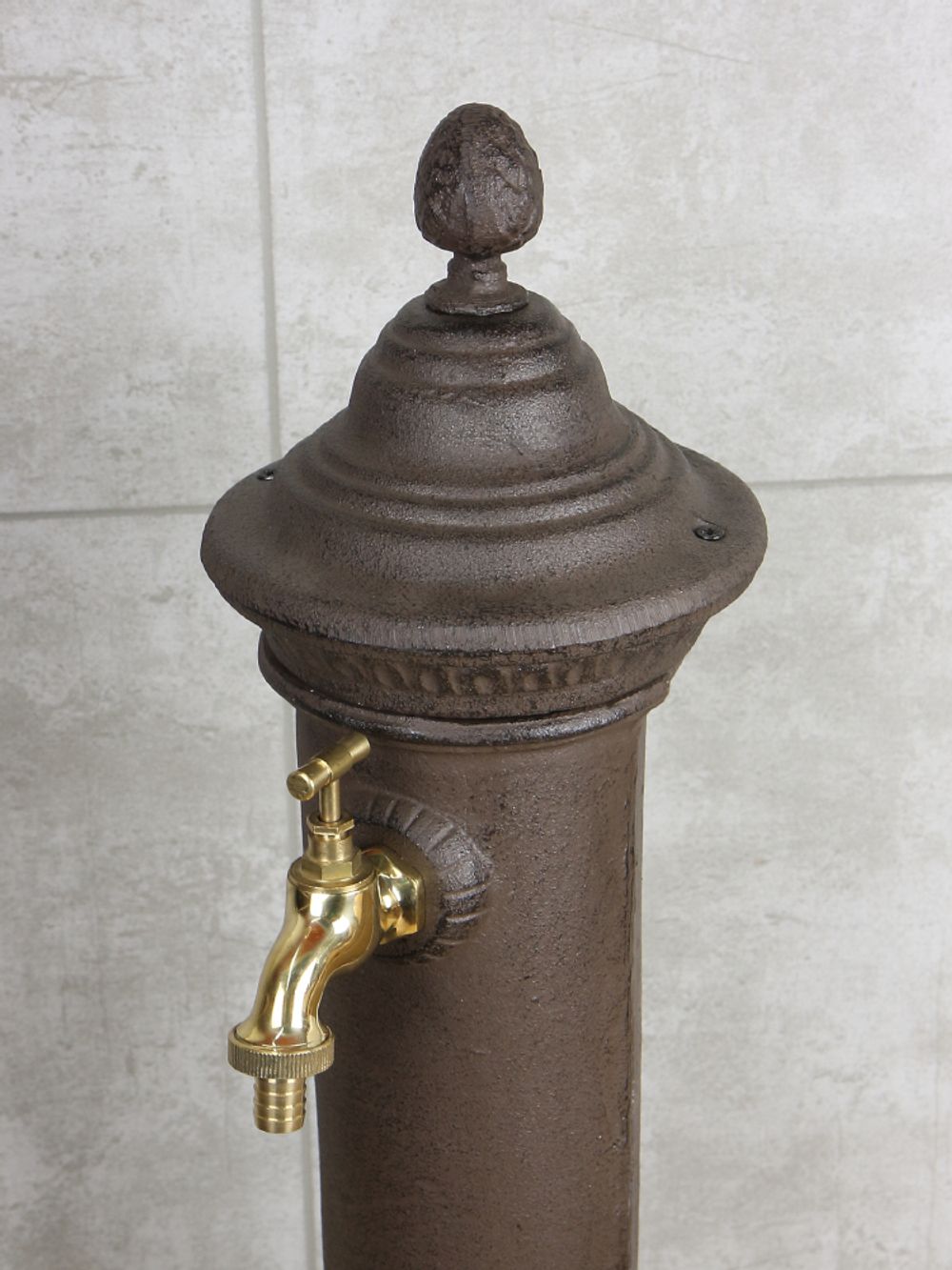 Iron Garden Колонка питьевая винтажная