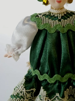 Кукла коллекционная Прасковья в русском костюме