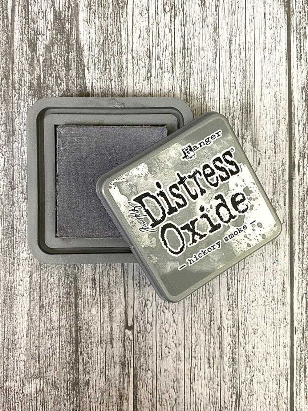 Distress Oxide Pad. Hickory Smoke