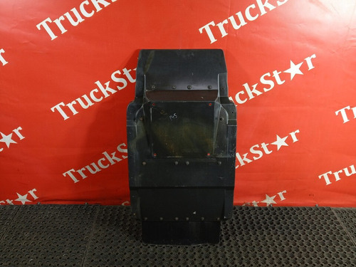 Крыло переднее левое