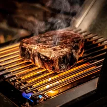 Газовый гриль Broil King Imperial S 690 IR, 8 горелок, вертел (c ИК-горелкой)
