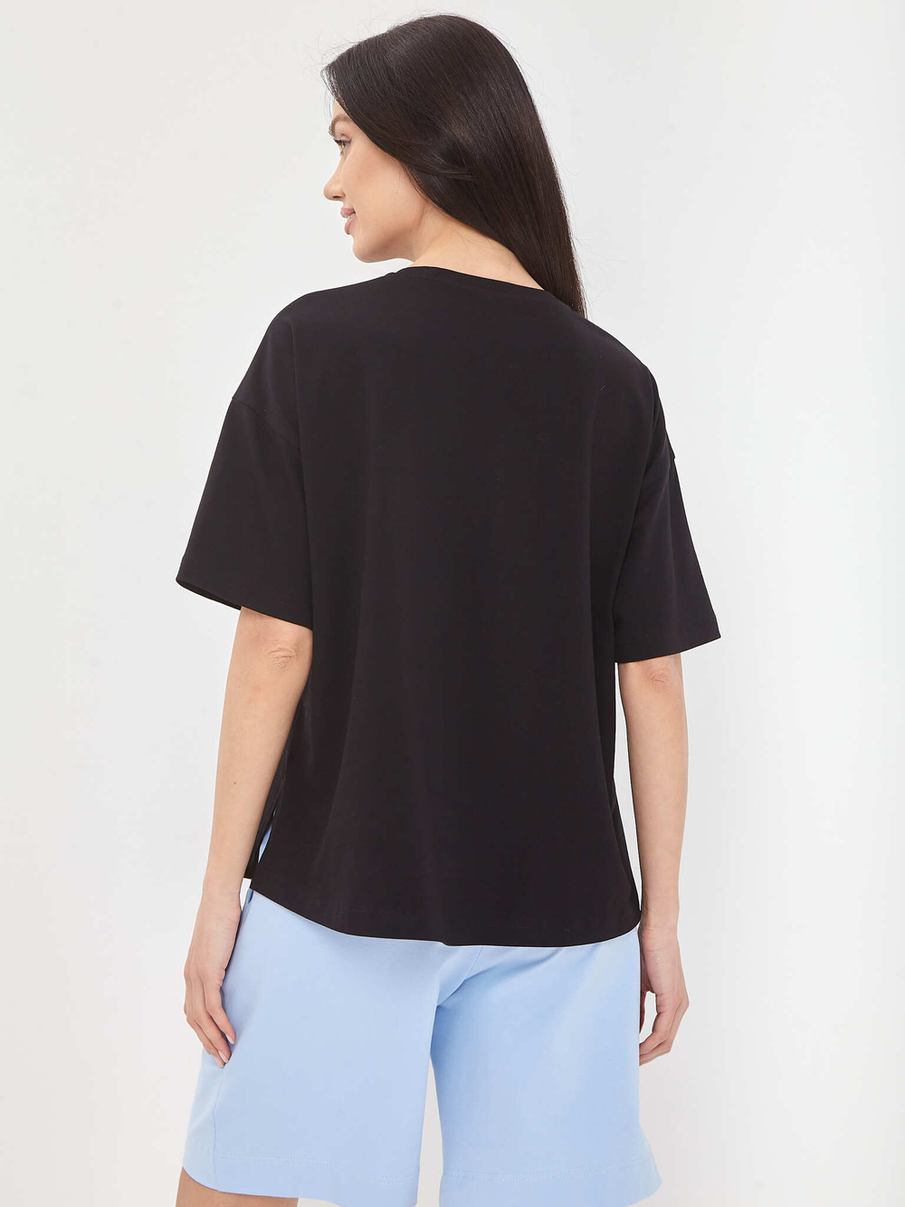 Футболка oversize с разрезами по бокам