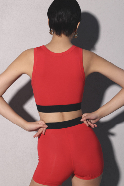 Бельевой комплект красный: шорты+ топ