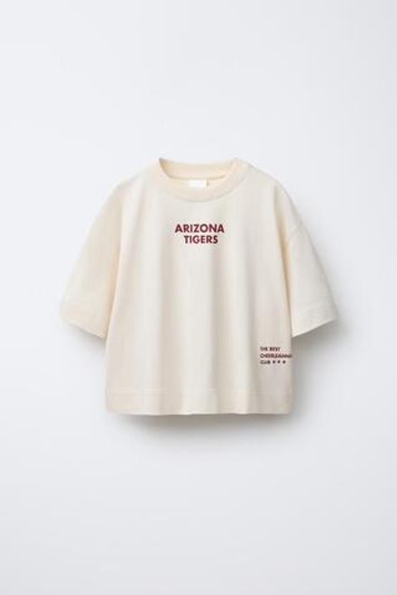 ZARA ФУТБОЛКА С ПРИНТОМ В СТИЛЕ ПРЕППИ, ЭКРЮ