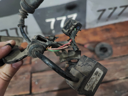 Проводка амортизатора переднего правого Genesis G90 1 (HI) 16-19 Б/У Оригинал 54649D2051